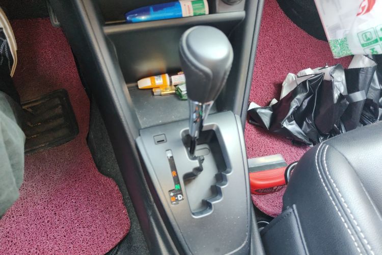 丰田 威驰FS 2022款 1.5L CVT 锋驰CARE版局部细节18