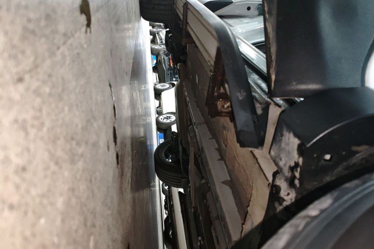 丰田 锋兰达 2022款 2.0L CVT豪华PLUS版局部细节9001