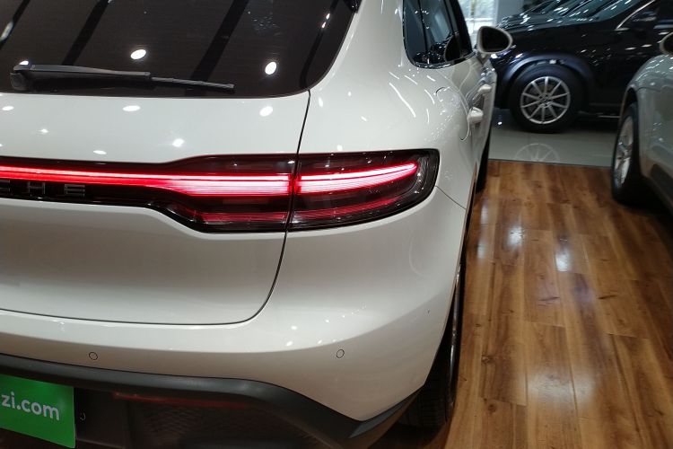 保时捷 2022款 Macan 2.0T车身外观6006