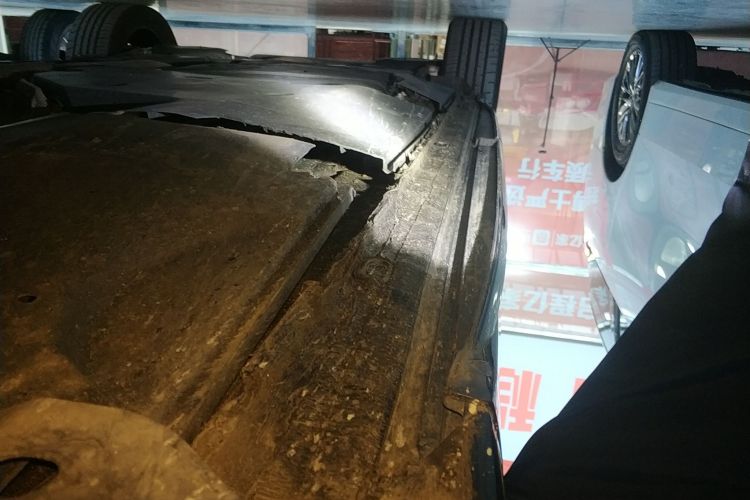 大众 威然 2023款 改款 380TSI 尊驰版局部细节9001