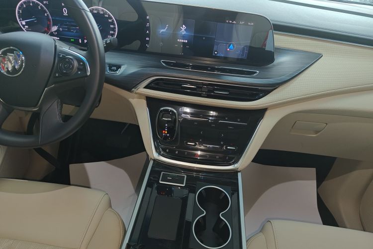 别克GL8 2022款 ES陆尊 653T 豪华型中控内饰16
