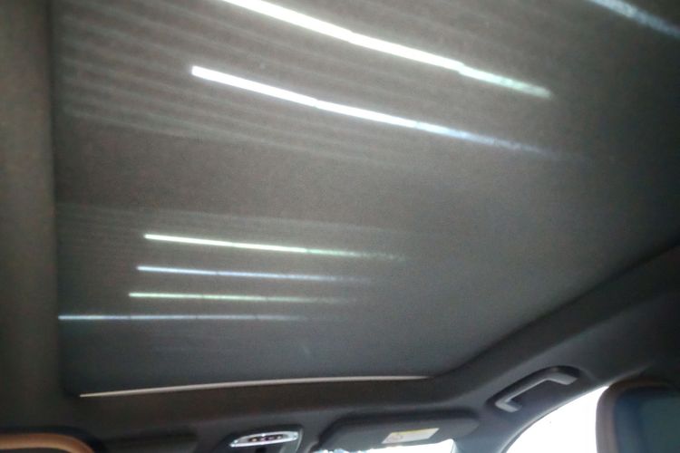 沃尔沃XC90 2022款 B6 智逸豪华版 7座中控内饰22