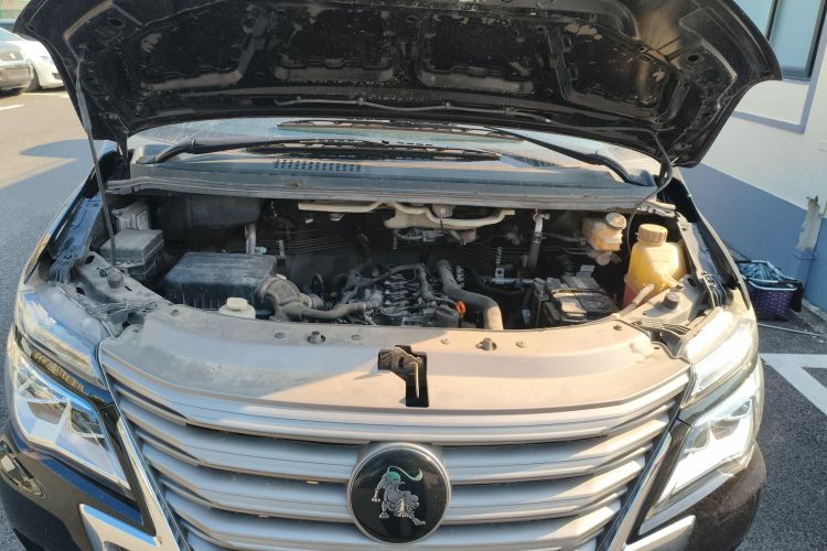 东风风行 菱智 2023款 M5L 1.6L 基本型 5座机舱底盘24