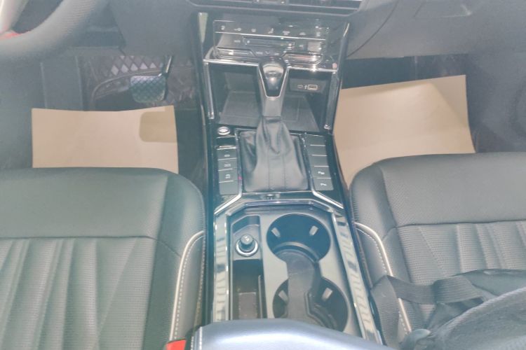 大众 帕萨特 2022款 330TSI 星空豪华版中控内饰18