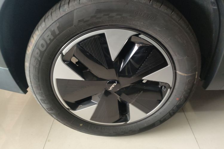 东风风神 风神L7新能源 2024款 205 Plus车身外观6008