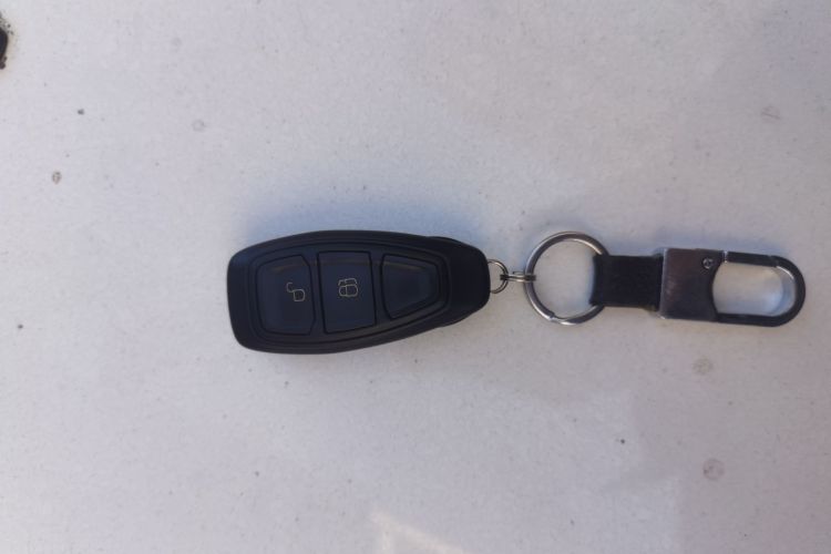 福特 翼搏 2013款 1.5L 自动尊贵型中控内饰11