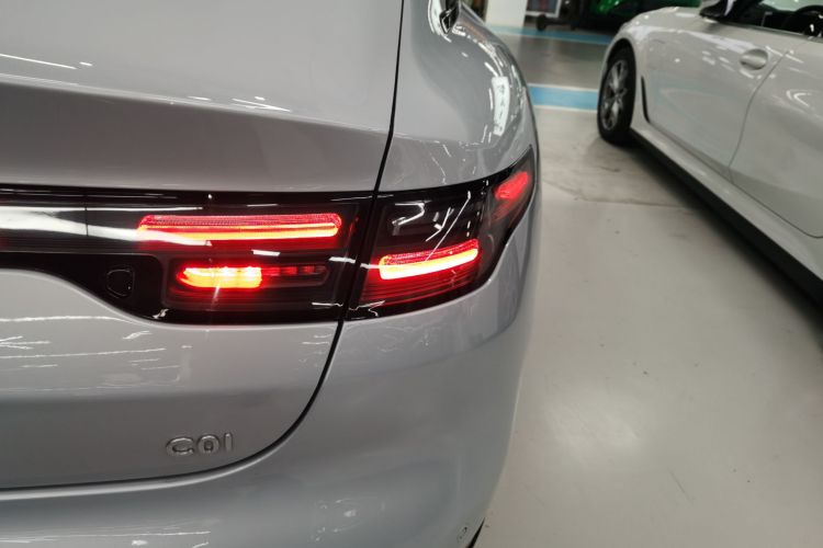 零跑汽车 零跑C01 2024款 纯电 525尊享版车身外观9