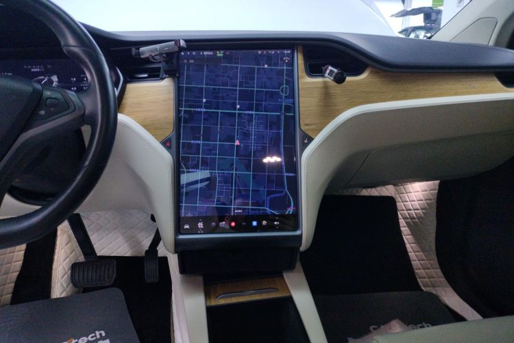 特斯拉 2017款 Model X 100D 长续航版中控内饰16