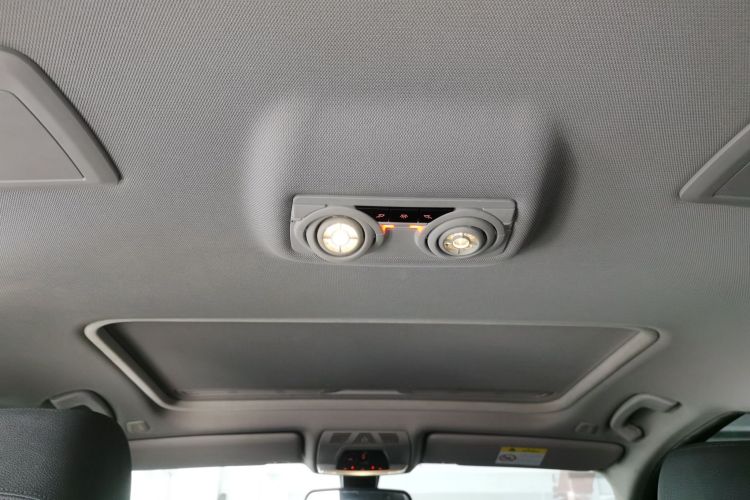 宝马3系 2018款 320Li 时尚型局部细节22