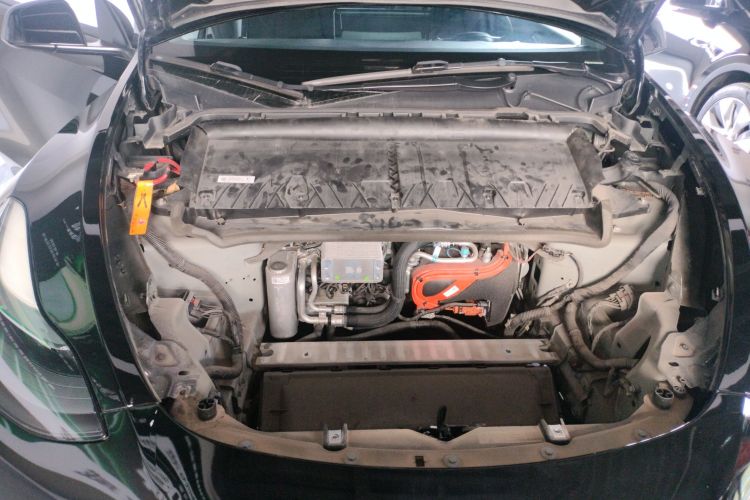 特斯拉 Model Y 2022款 后轮驱动版局部细节24