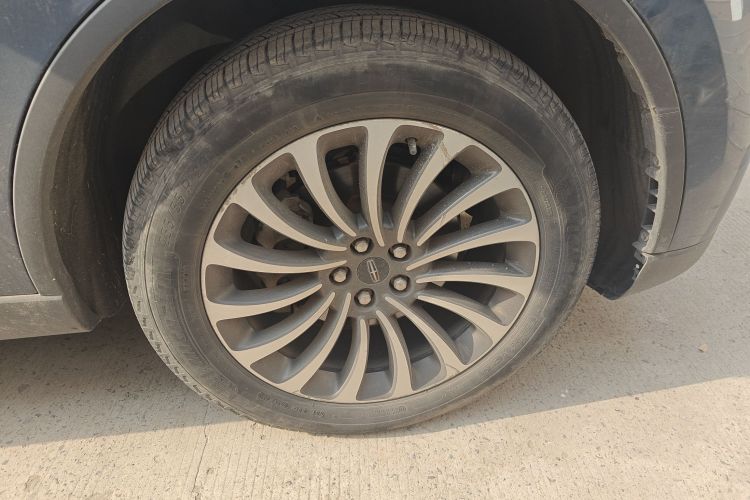 林肯 飞行家(进口) 2020款 3.0T V6全驱尊雅版车身外观10