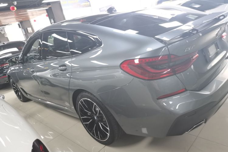 宝马6系GT 2020款 630i M运动套装车身外观4