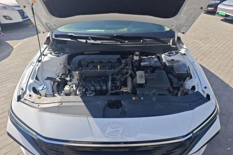 现代 伊兰特 2023款 1.5L CVT GLX精英版局部细节24