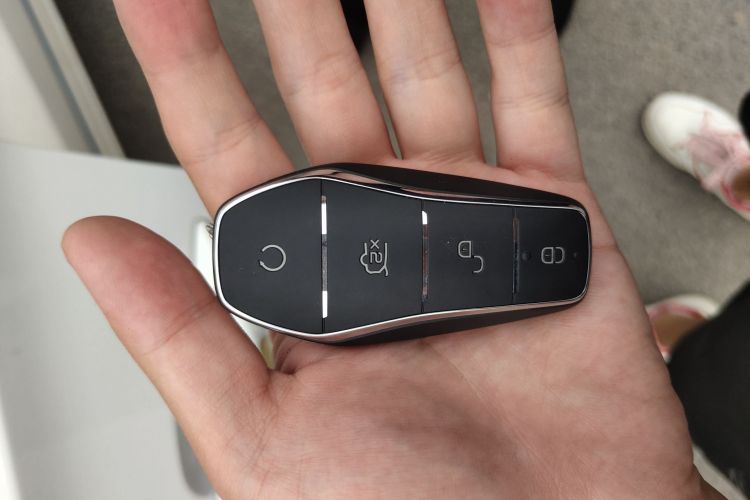 比亚迪e2 2021款 豪华型中控内饰7001