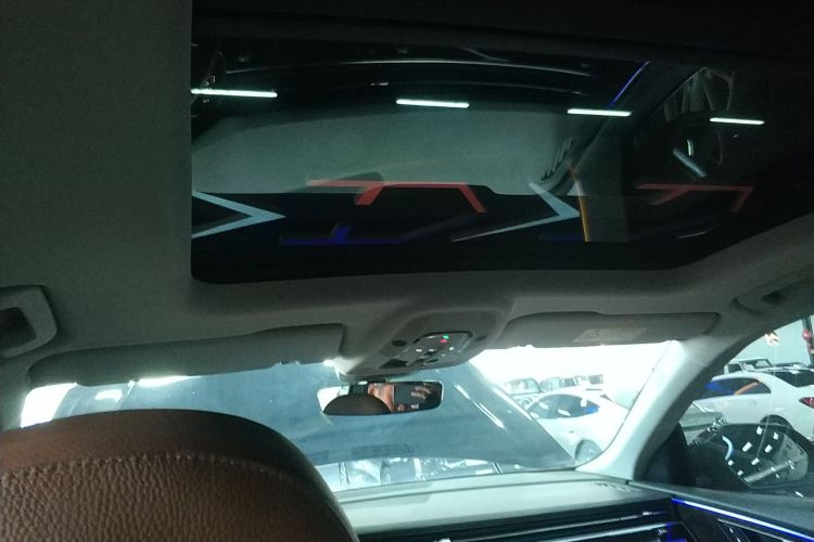 奥迪Q8 2019款 45 TFSI 臻选动感型中控内饰22