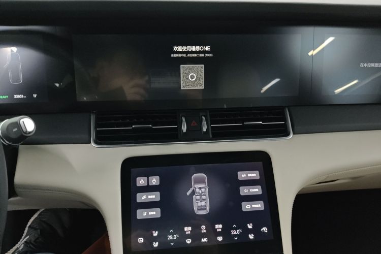 理想汽车 理想ONE 2020款 增程6座版局部细节16