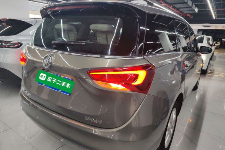 别克GL6 2019款 18T 6座精英型 国VI车身外观6001