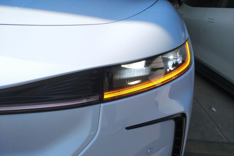 岚图汽车 岚图追光 2023款 四驱长续航版局部细节36