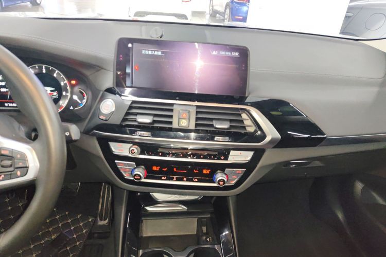 宝马X3 2018款 xDrive25i M运动套装 国V中控内饰16