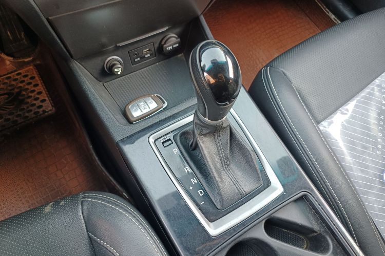 现代 名图 2017款 1.6T 自动智能型GLS 国V中控内饰18