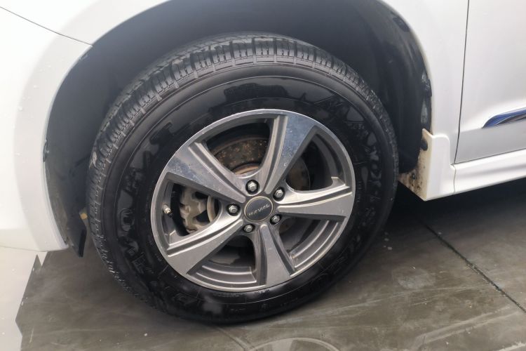 哈弗H6 2015款 升级版 1.5T 手动两驱精英型车身外观6007