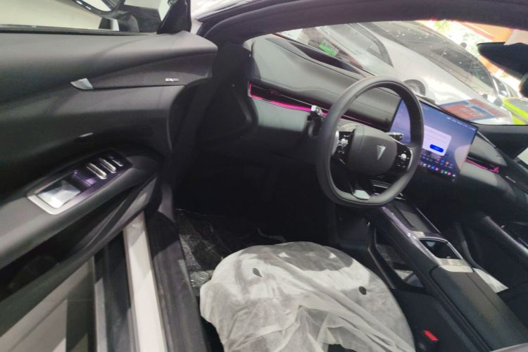 深蓝汽车 深蓝L07 2026款 240Ultra华为乾崑ADS SE版中控内饰7003