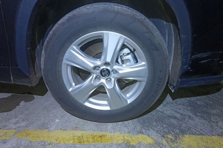 丰田 汉兰达 2024款 2.5L智能电混双擎两驱精英版 5座车身外观10