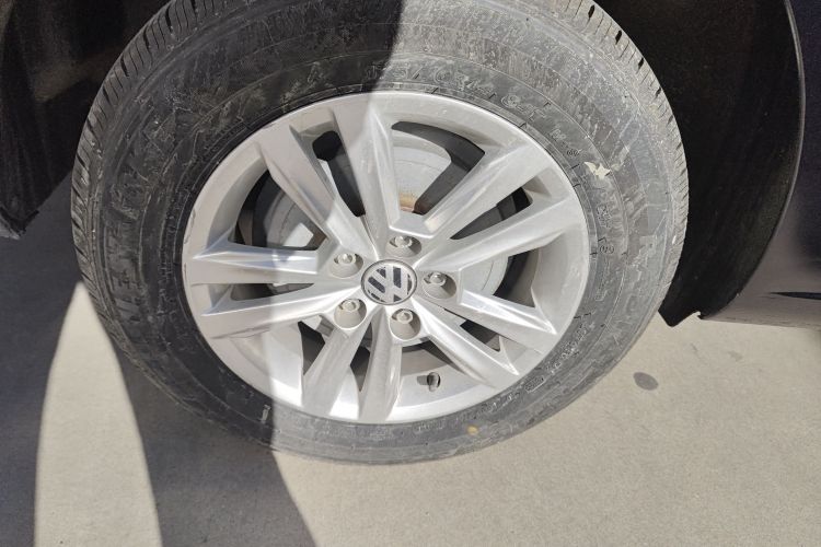 大众 桑塔纳 2019款 1.5L 手动风尚版 国VI车身外观6008