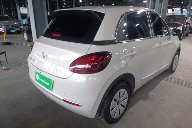 五菱汽车 五菱缤果 2024款 203km 轻享款车身外观6005