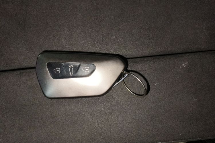 大众 帕萨特 2025款 Pro 380TSI 星空龙尊版中控内饰11