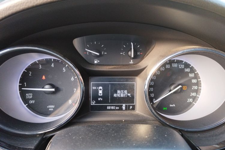 别克 威朗 2017款 三厢 15S 自动进取型中控内饰14