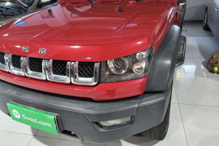 北京越野 北京BJ40 2016款 40L 2.3T 自动两驱豪华版局部细节36