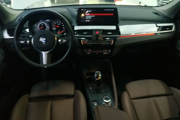 宝马X1 2022款 sDrive25Li 领先型中控内饰7002