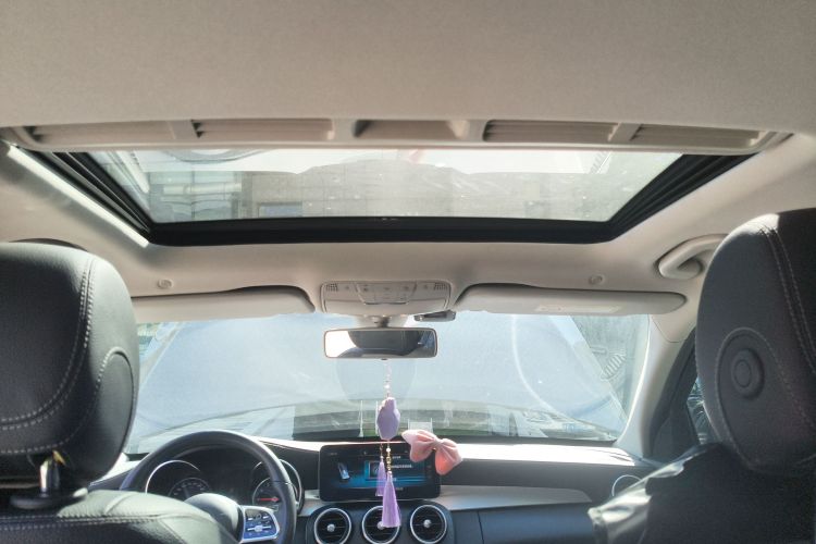 奔驰C级 2019款 C 180 L 时尚型运动版局部细节22