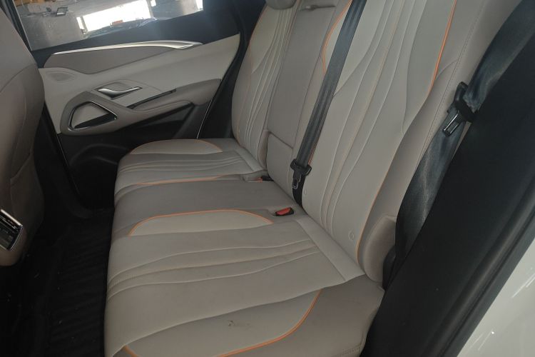 比亚迪 宋Pro新能源 2023款 冠军版 DM-i 110KM卓越型中控内饰7004