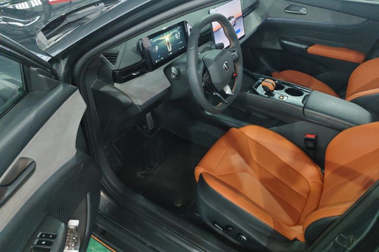 长安UNI-V 2025款 第三代 2.0T 劲擎型中控内饰7003