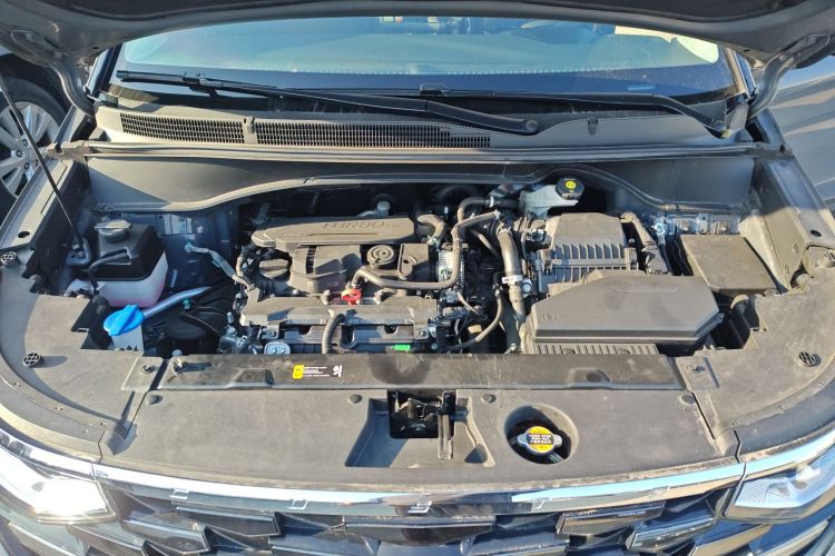 现代 库斯途 2022款 270TGDi 智爱旗舰版 TOP机舱底盘24