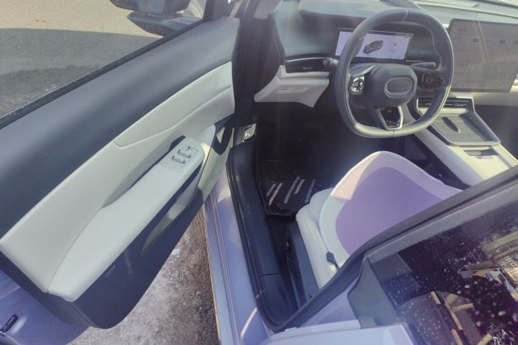 领克07 2024款 EM-P 126长续航 Halo中控内饰20