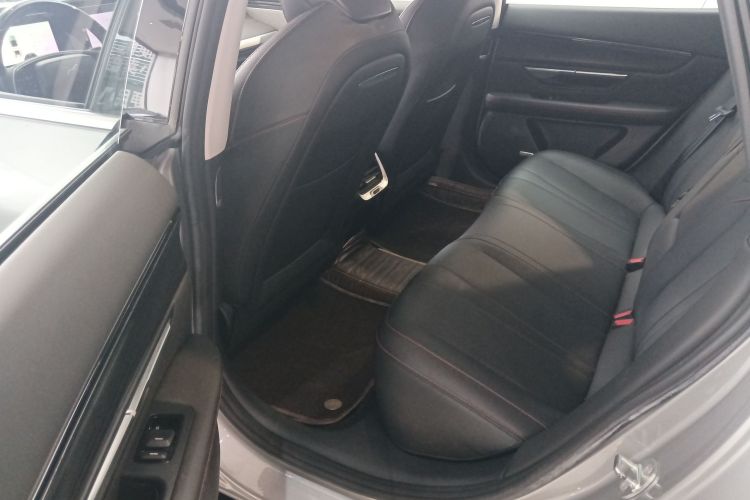 小鹏P7 2022款 480G中控内饰21