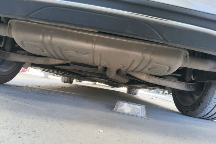 奔驰B级 2015款 B 200 时尚型局部细节9009