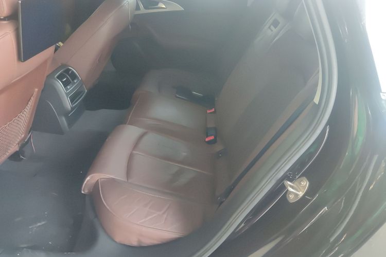 奥迪A6L 2018款 35 TFSI 典藏版中控内饰21