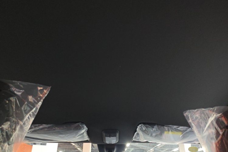 宝骏悦也Plus 2026款 301km旗舰版中控内饰22