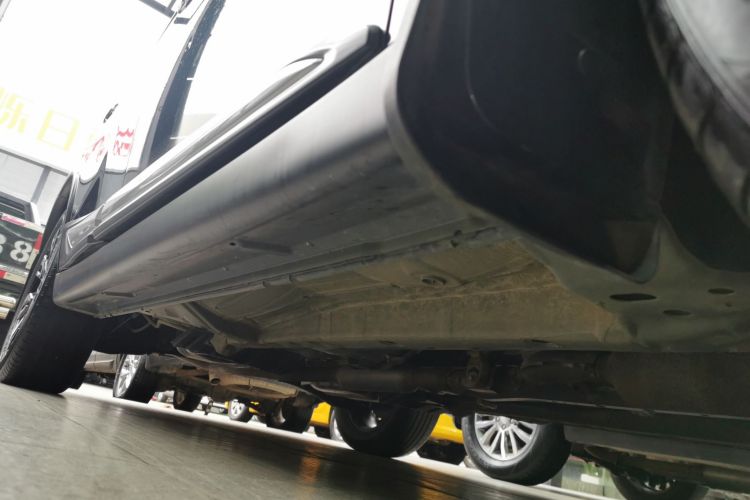 三菱 欧蓝德 2019款 2.4L 四驱致享版 5座 国VI局部细节9001