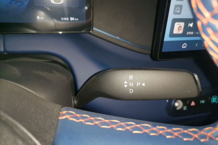 比亚迪 海鸥 2025款 305km 活力版中控内饰18