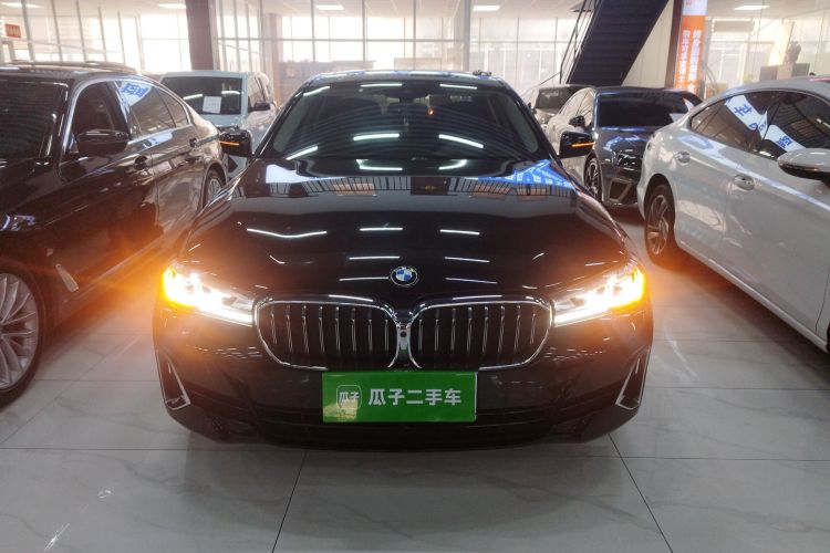 宝马5系 2021款 530Li 尊享型 豪华套装车身外观2