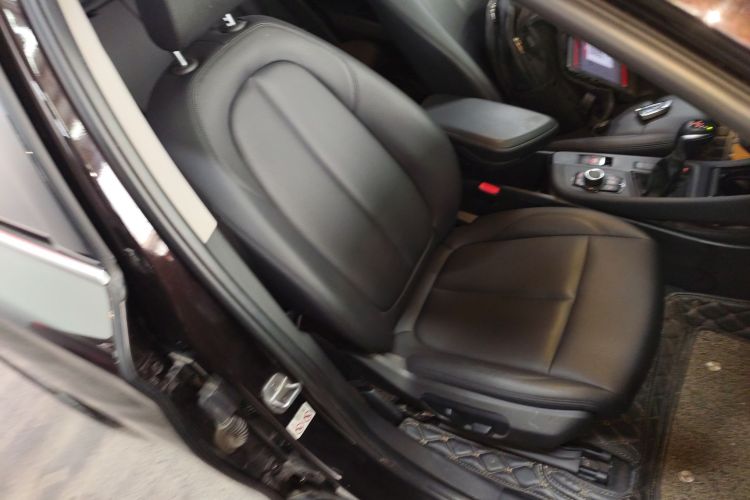 宝马X1 2019款 sDrive20Li 领先型局部细节41