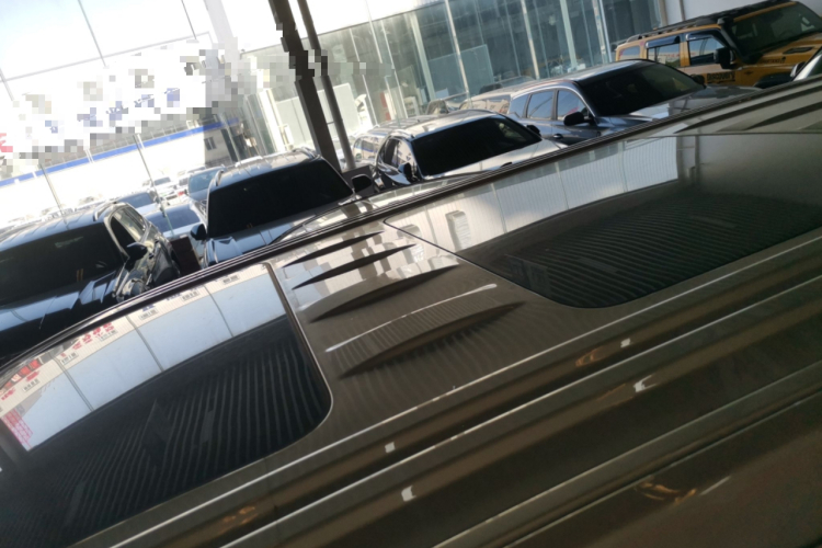 岚图汽车 岚图梦想家 2025款 PHEV 四驱旗舰乾崑版局部细节57