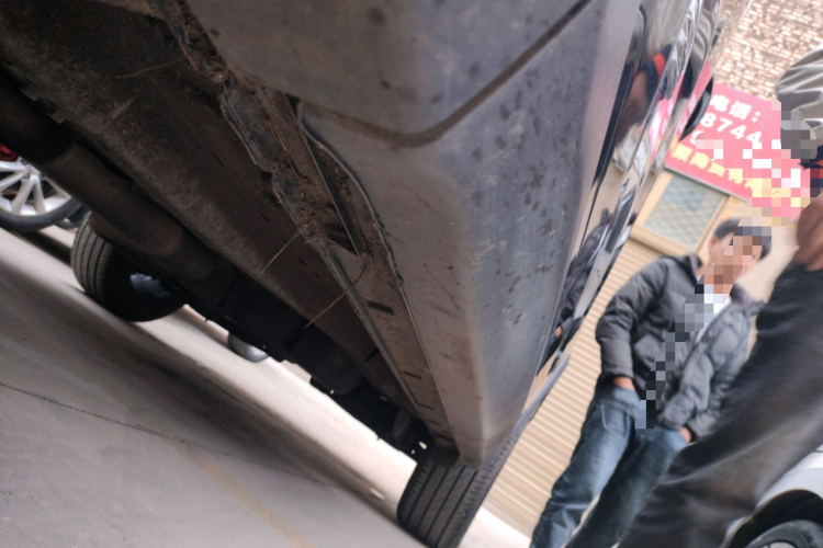 奇瑞 瑞虎8 PRO 2024款 冠军版 290T 两驱闪耀版 5座局部细节9002