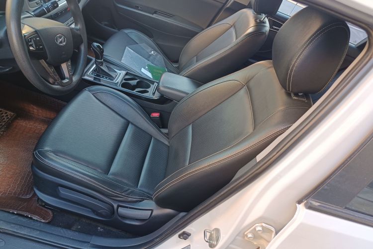 现代 名图 2017款 1.6T 自动智能型GLS 国V中控内饰19