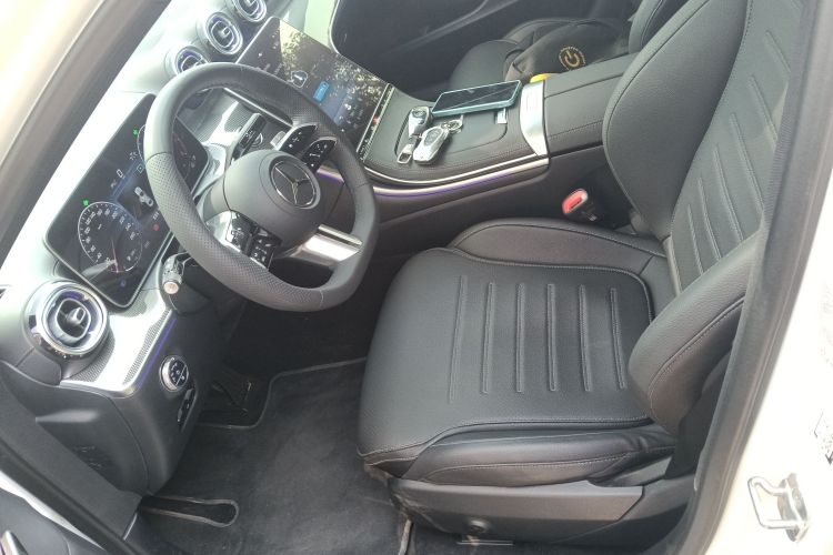 奔驰C级 2024款 改款 C 260 L 运动版局部细节19